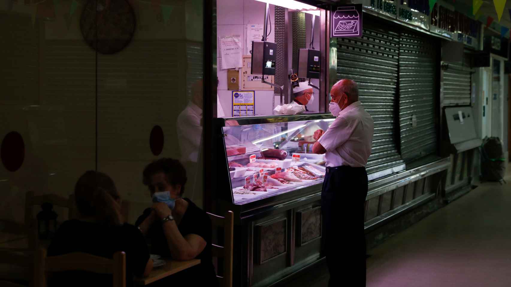 Un mercado en Madrid en plena pandemia.