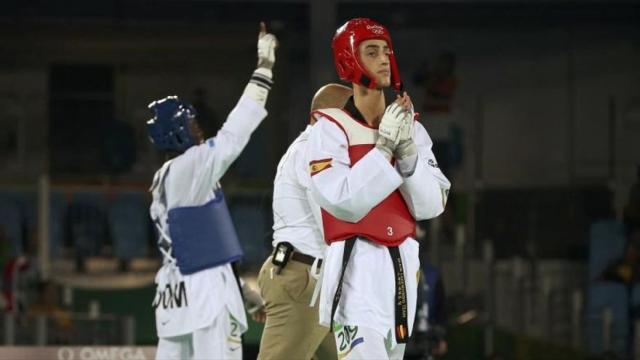 Jesús Tortosa se lamenta tras un combate