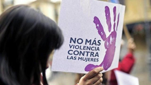 Cartel en una manifestación contra la violencia de género.