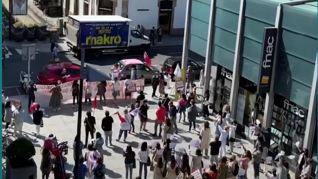 Movilización en la plaza de Lugo contra Inditex.