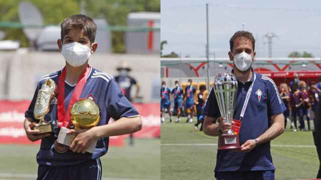 Bryan Bugarín y Juan Recondo, con sus trofeos de La Liga Promises