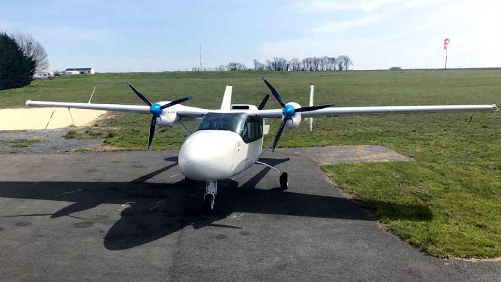 Cessna 337 Skymaster de pruebas