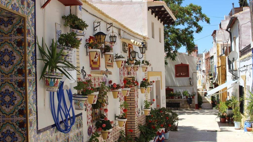 Calle Santa Cruz en Alicante