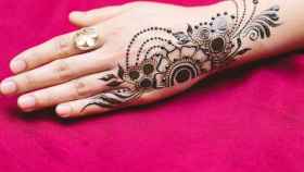La henna es utilizada tradicionalmente por países musulmanes o hindúes.