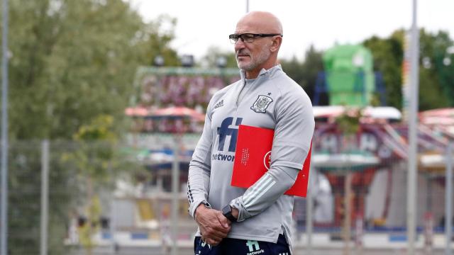 Luis de la Fuente, durante un entrenamiento de la selección sub21