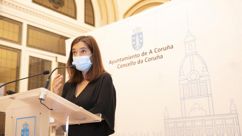 La alcaldesa de A Coruña, Inés Rey, en una rueda de prensa.