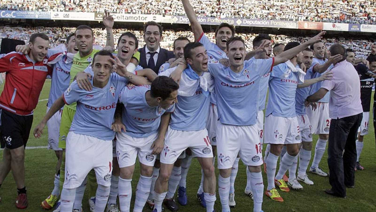 Iago Aspas, Sergio, Orellana o David Rodríguez celebran el ascenso de 2012 en Balaídos