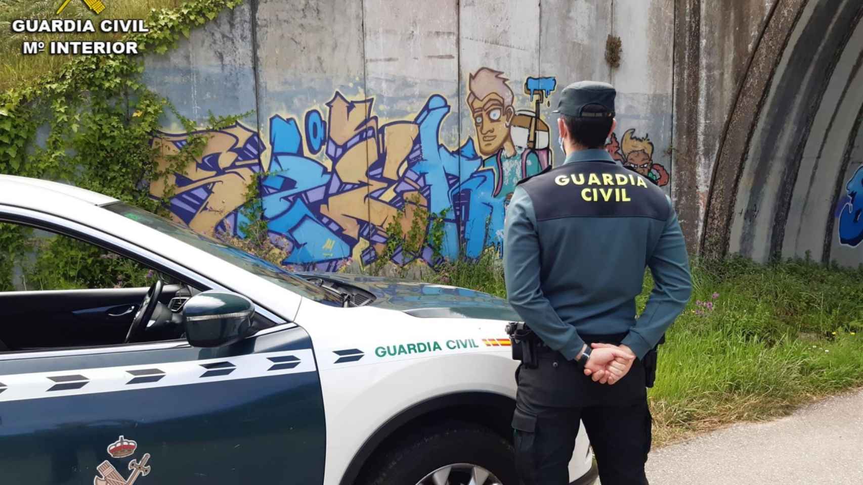 Investigados 3 grafiteros de Baiona (Pontevedra) acusados de realizar más de 20 pintadas
