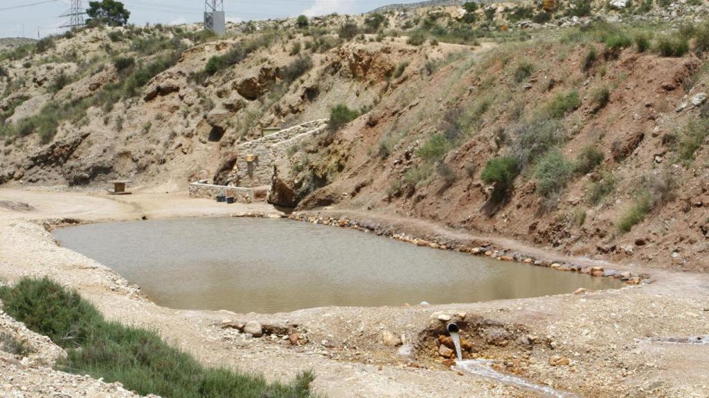 El agua de la Font Salada contiene un elevado contenido en sales disueltas