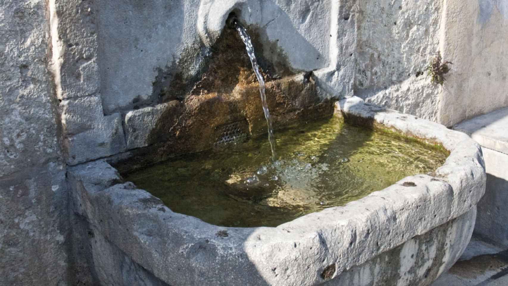 La fuente del sapo en Banyeres de Mariola.