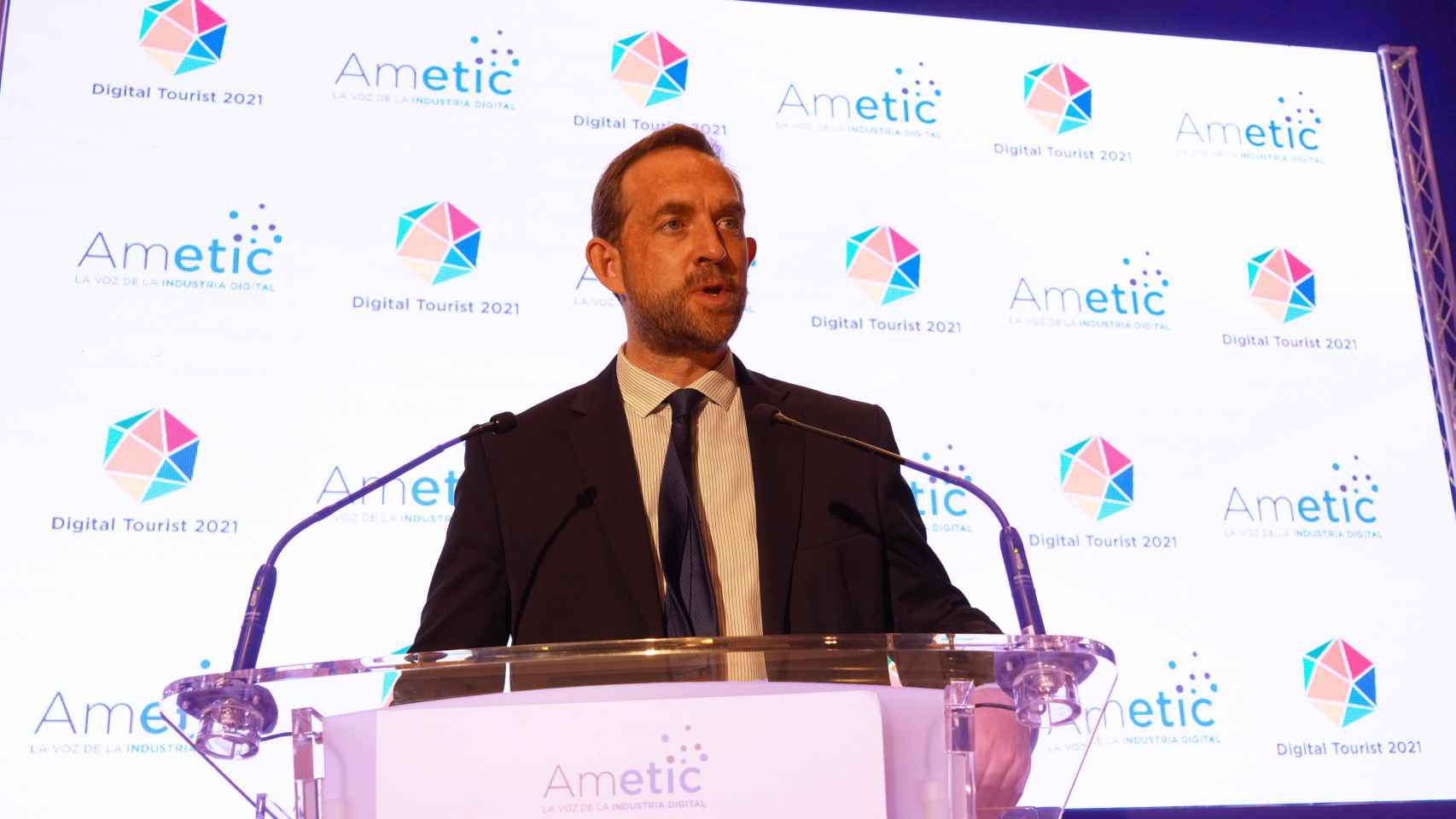 El secretario de Estado de Turismo, Fernando Valdés, en Digital Tourist 2021 organizado por Ametic