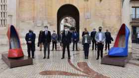 17 alcaldes de España con vínculos con el calzado se reunieron en Elche el pasado 16 de abril para  presionar contra el fin de este arancel de EEUU.
