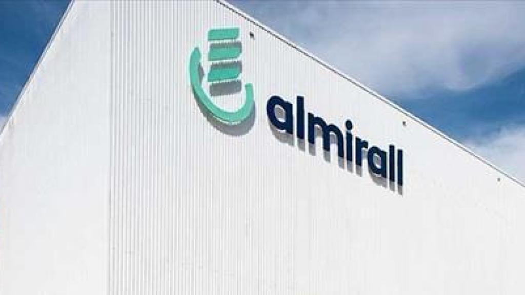 Almirall abona casi 11,8 millones en efectivo a sus accionistas en el marco del dividendo flexible