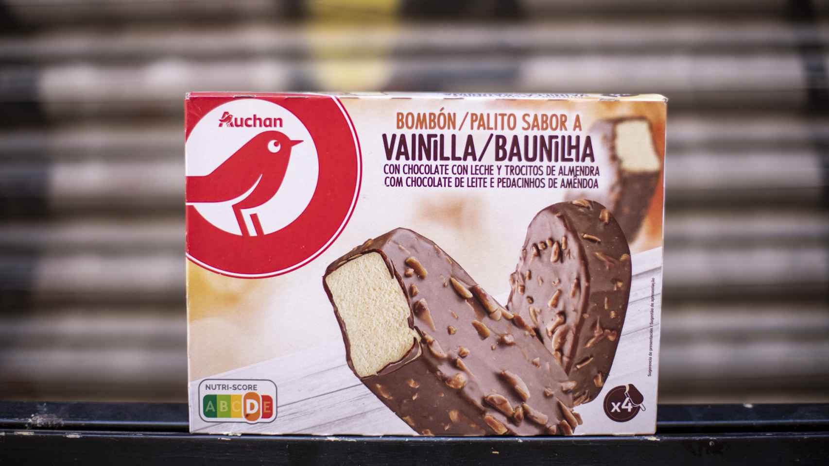 La caja de helados almendrados de Auchan, la marca blanca de Alcampo.