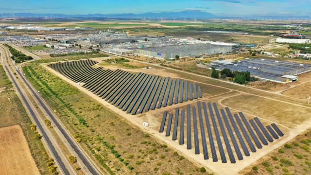 Imagen aérea de la planta de Stellantis Zaragoza.