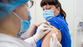Vacunación por edades en Galicia: Llegan más dosis y pronto comienzan los de 40 a 49
