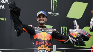Miguel Oliveira celebra su victoria en el Gran Premio de Cataluña, en el circuito de Montmeló.