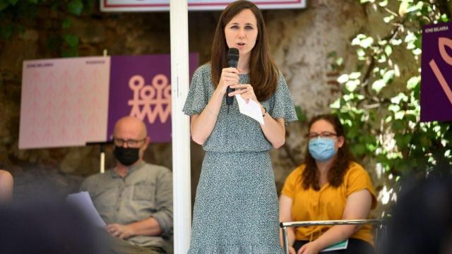 Ione Belarra, en un acto de su candidatura en Cáceres.