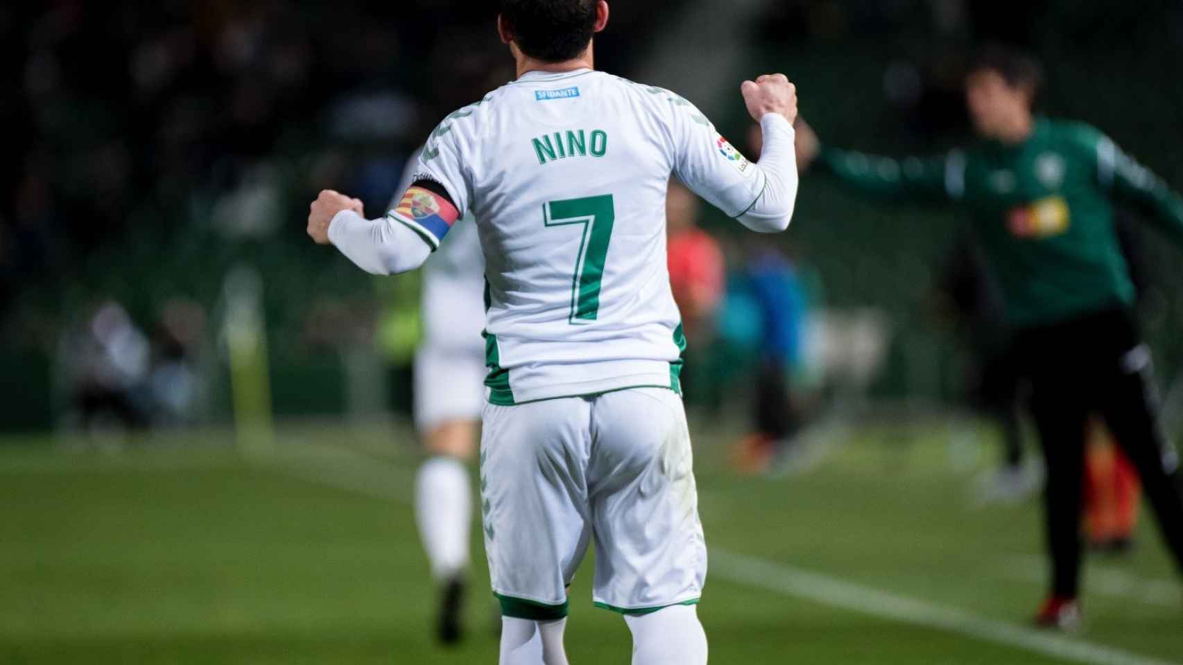 Nino se retira como leyenda del Elche y del fútbol español