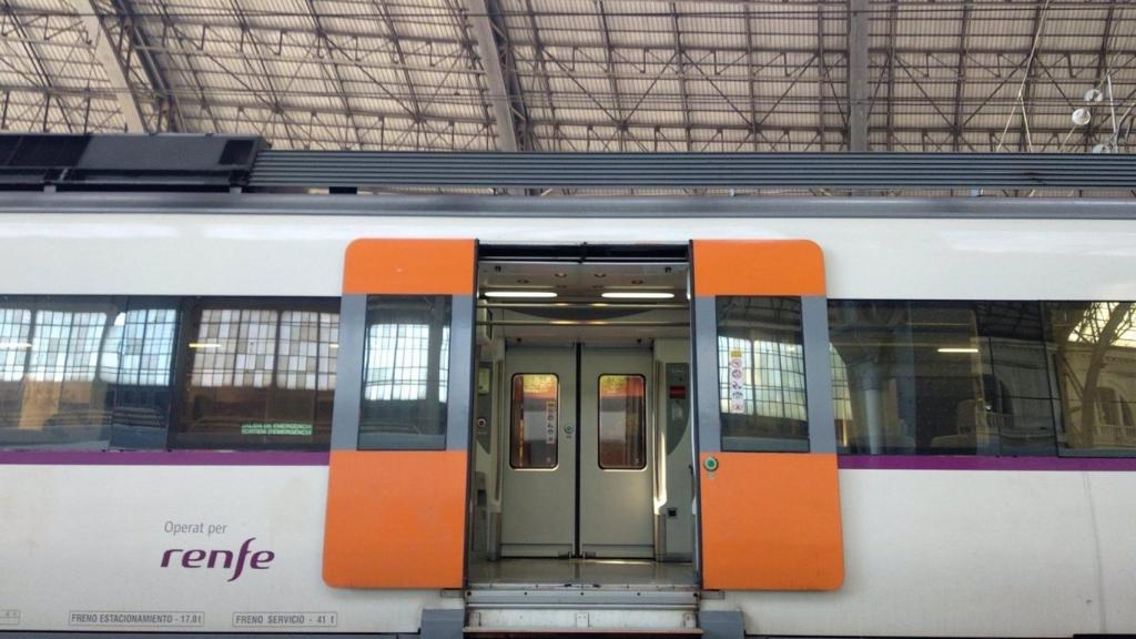 Trenes turísticos gallegos rozan la plena ocupación y Renfe valora exportar el modelo