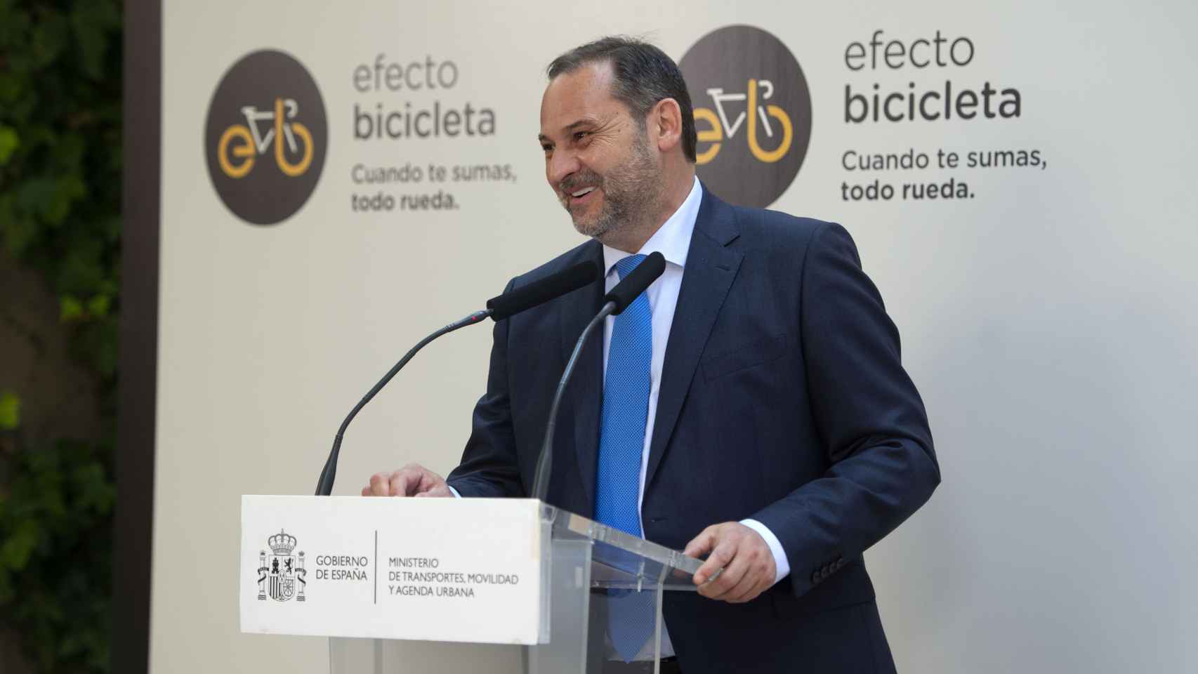 El ministro de Transportes, Movilidad y Agenda Urbana, José Luis Ábalos, interviene en la presentación de la 'Estrategia Estatal por la Bicicleta'.