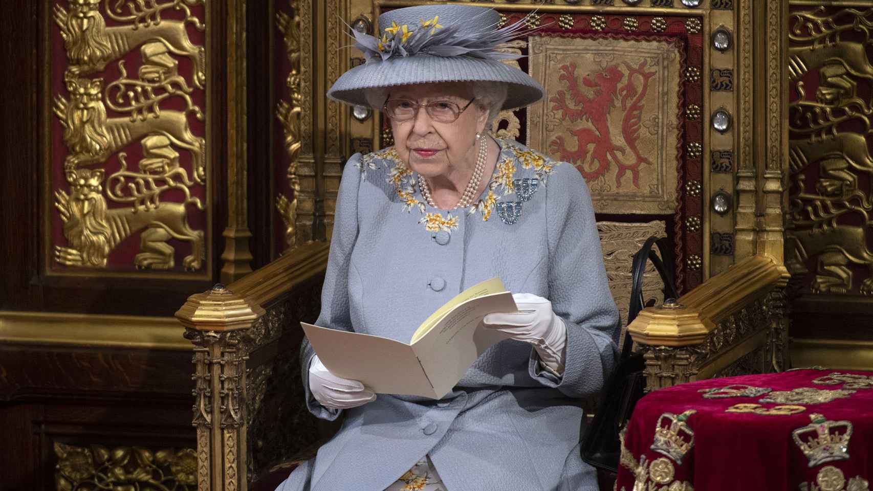 La reina Isabel II durante un acto público.