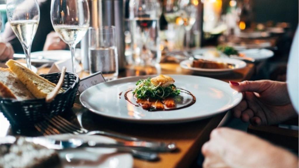 Un buen maridaje mejora la experiencia gastronómica.