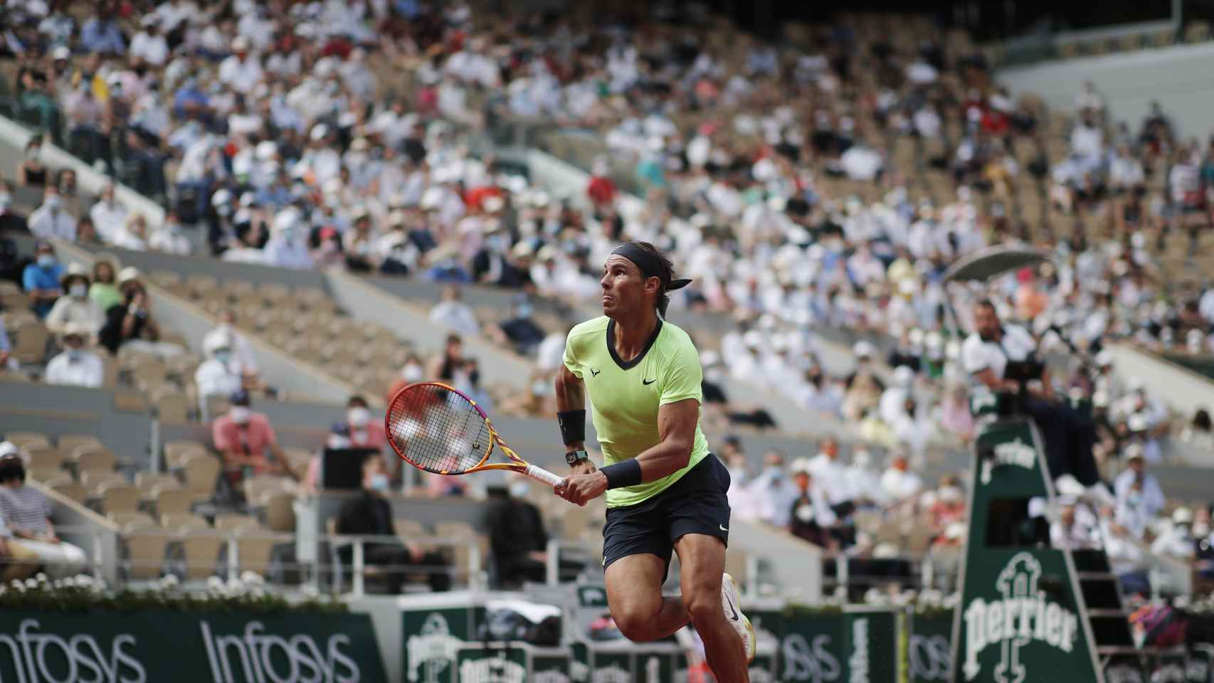 Rafa Nadal, durante el partido frente a Diego Schwartzman en Roland Garros 2021
