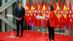 El presidente del Gobierno, Pedro Sánchez, y la presidenta de Madrid, Isabel Díaz Ayuso en una foto de archivo en septiembre de 2020.