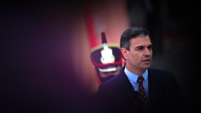 Pedro Sánchez, presidente del Gobierno, ante la Casa Rosada de Buenos Aires.