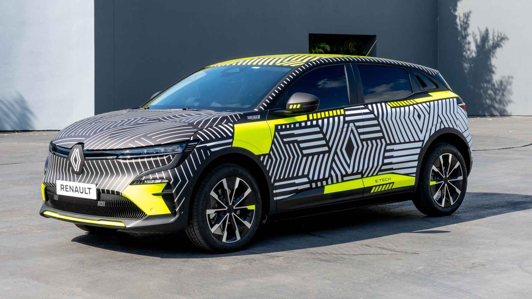 El nuevo Renault Mégane solo será eléctrico y tendrá 450 kilómetros de autonomía