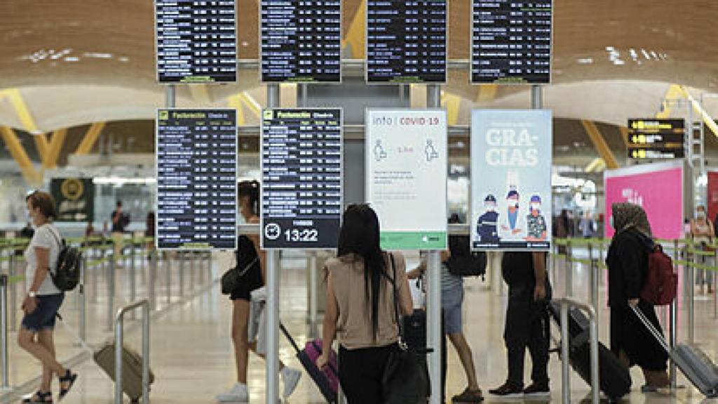 Imagen de archivo del aeropuerto de Madrid Barajas durante la pandemia de la Covid. EP