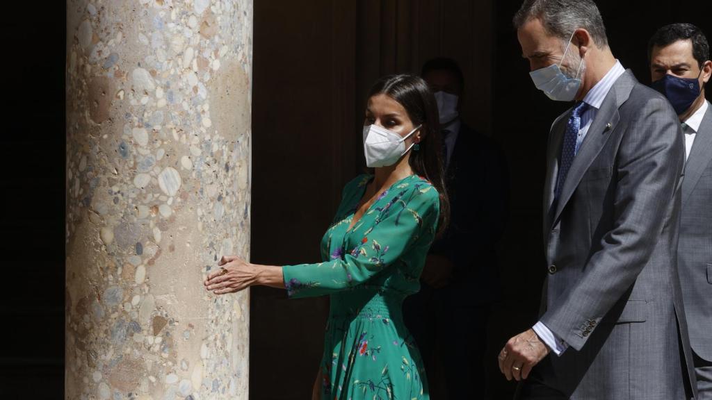 Los Reyes en la Alhambra de Granada.