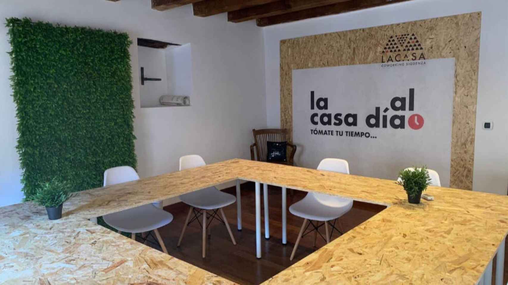 Este miércoles se ha inaugurado 'La Casa-Coworking' de Sigüenza (Guadalajara)
