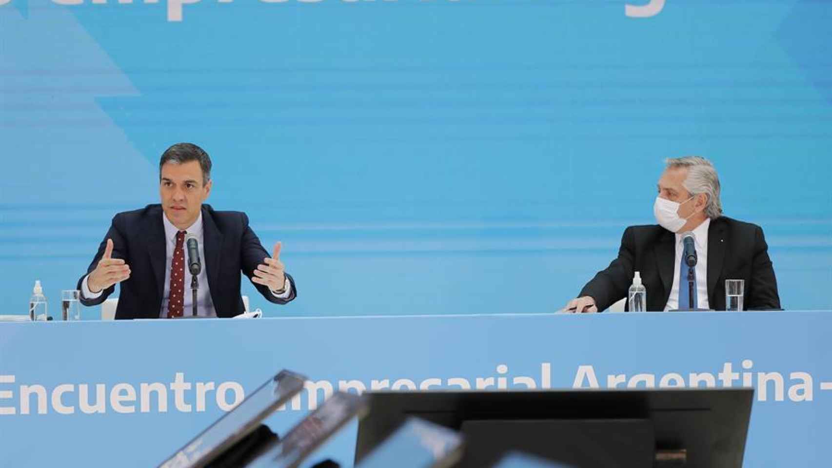 Los presidentes de España y Argentina, Pedro Sánchez y Alberto Fernández, en Argentina.