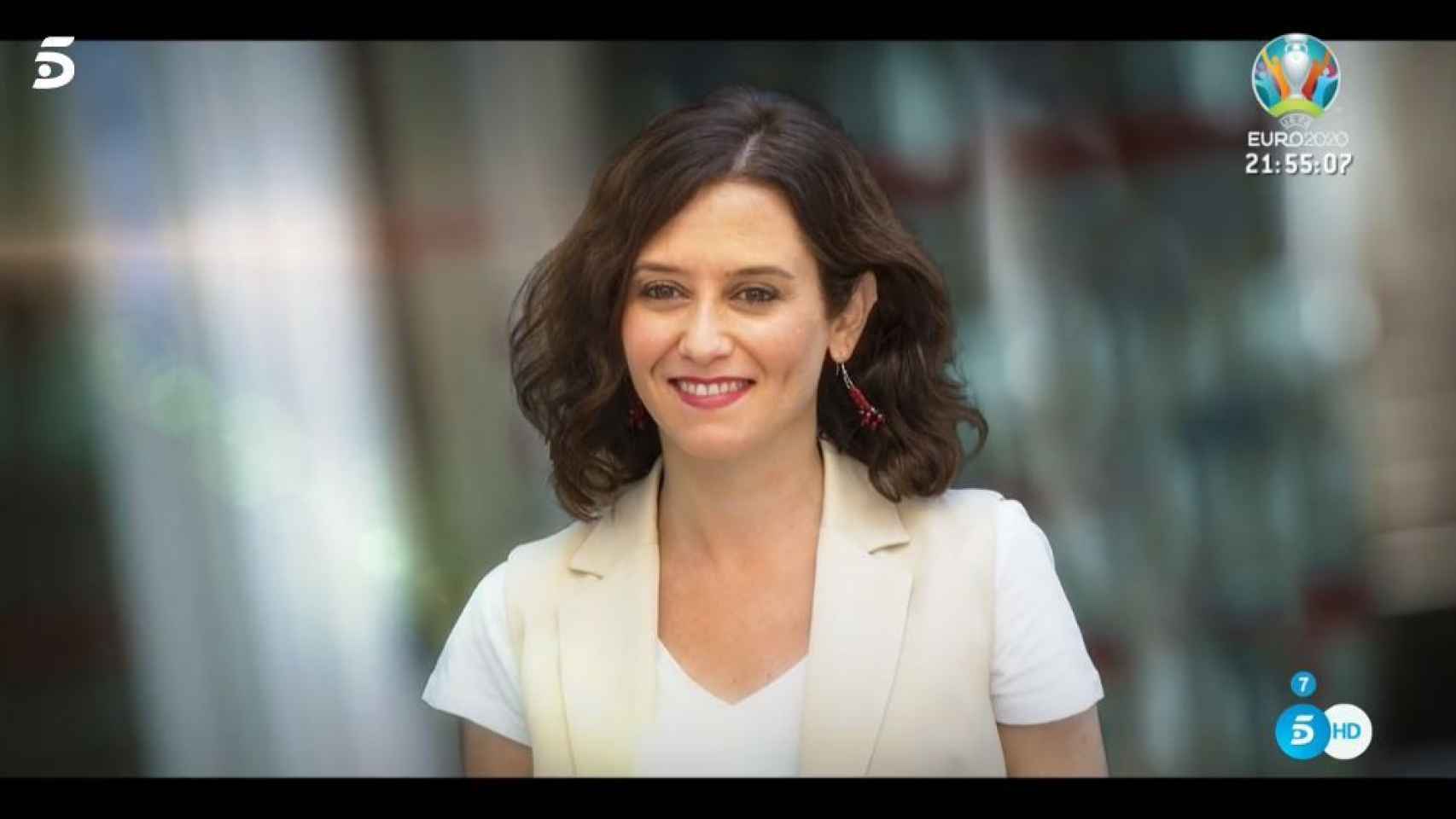 Isabel Díaz Ayuso en una imagen emitida en el programa 'Mi casa es la tuya'.