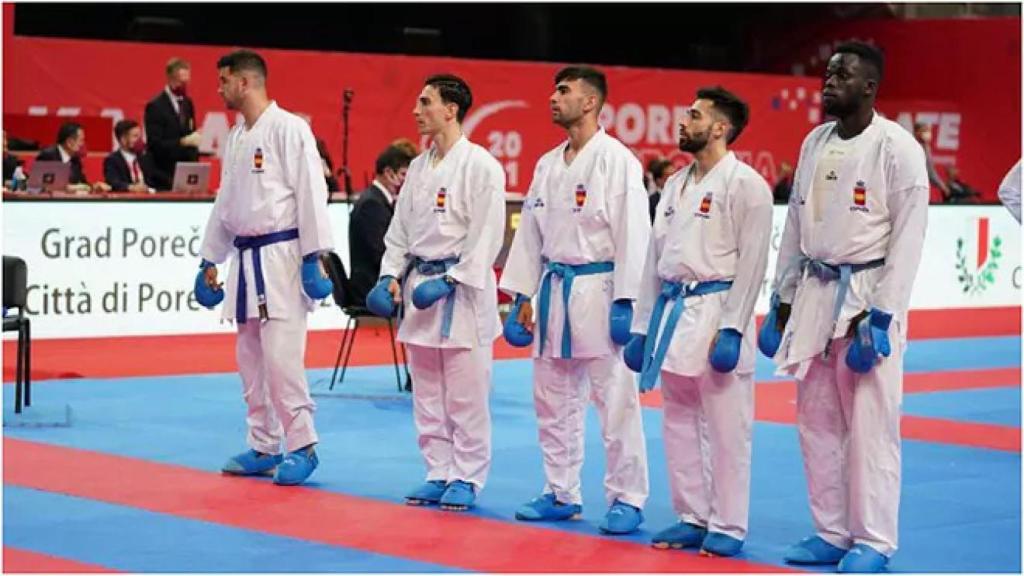 El equipo de kárate kumite en el europeo