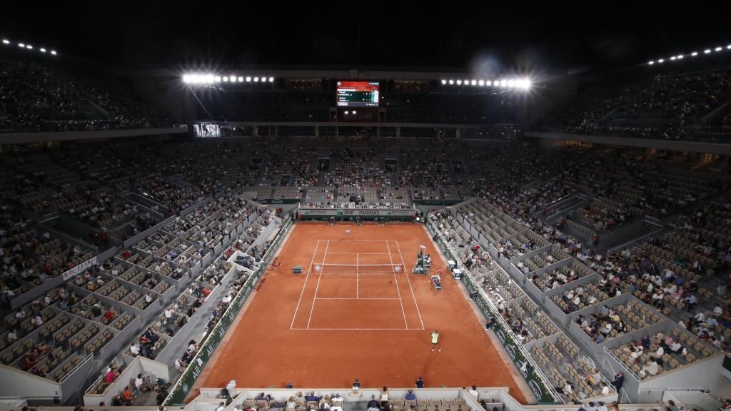 Pista de Roland Garros durante el Djokovic - Nadal