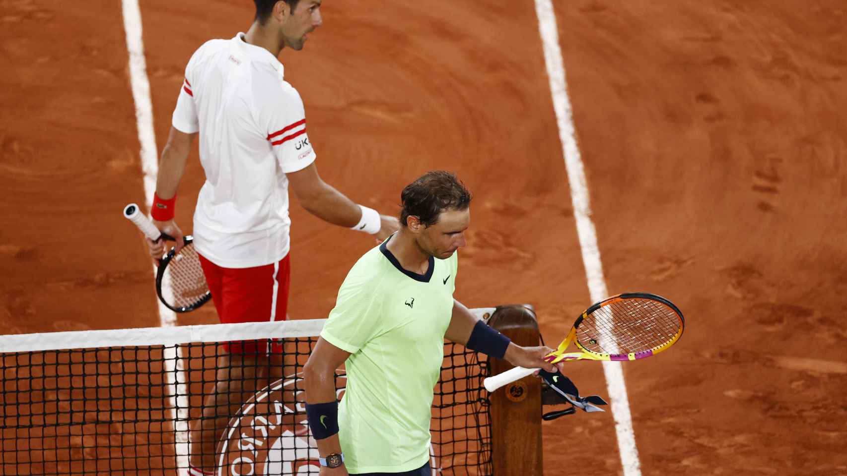 Djokovic y Nadal se saludan tras el partido