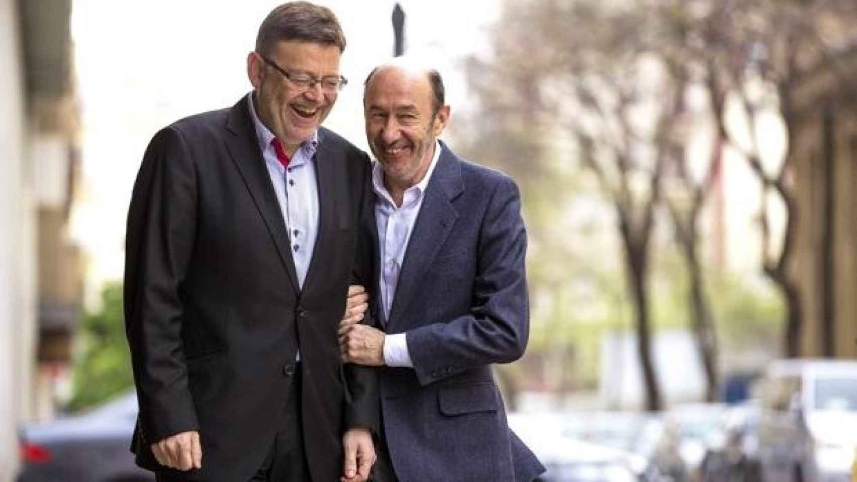 Puig, presidente valenciano, junto a Rubalcaba, ideólogo de la nunca ejecutada supresión de las diputaciones . EE