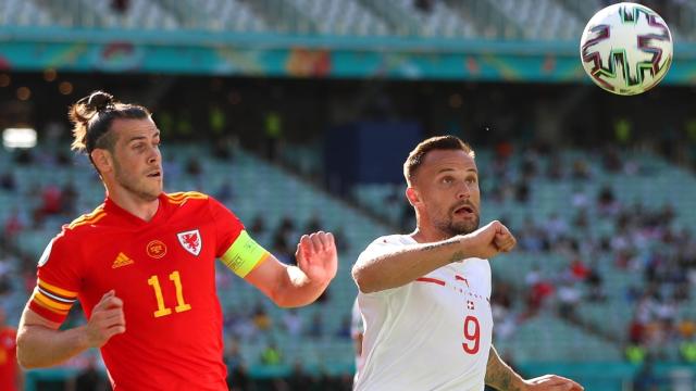 Bale, durante el Gales - Suiza de la Eurocopa