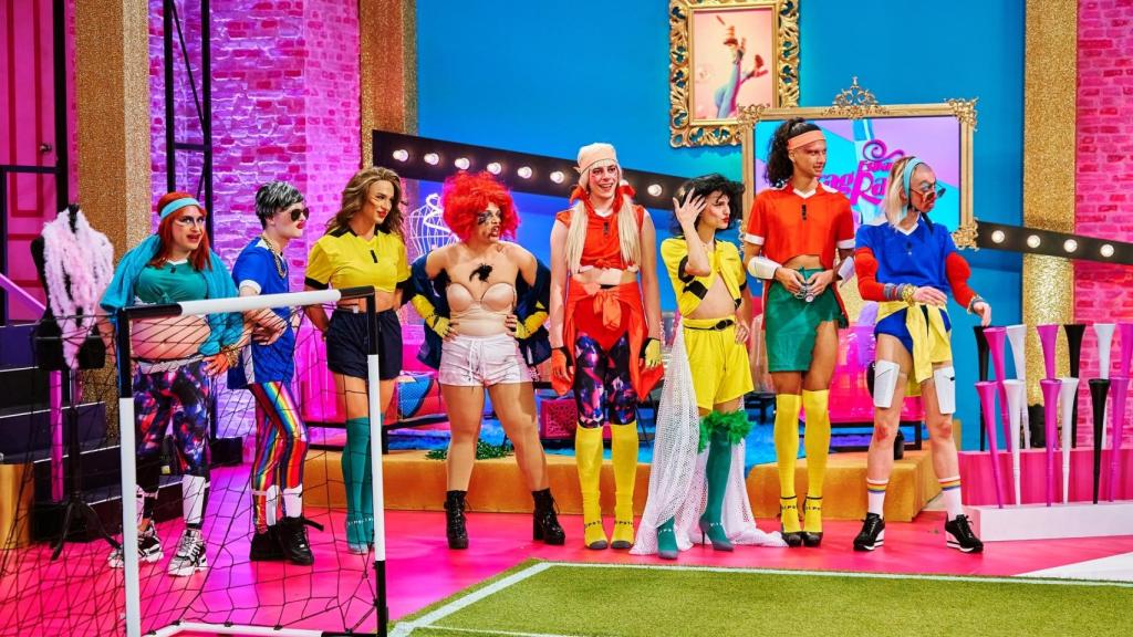 ‘Drag Race España’ 03x01: Futbolistas, mocatrices y un abandono épico