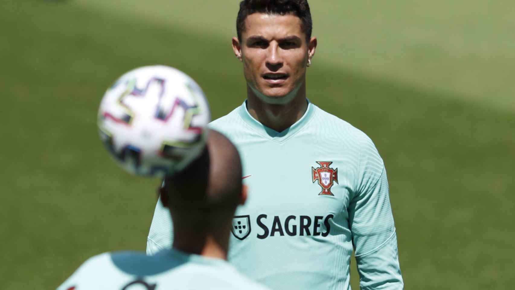 Cristiano Ronaldo y Pepe en un entrenamiento