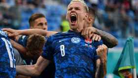 Duda celebra el gol de Eslovaquia