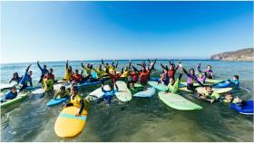 ‘Parque Ferrol’ retoma sus campamentos de surf para este verano