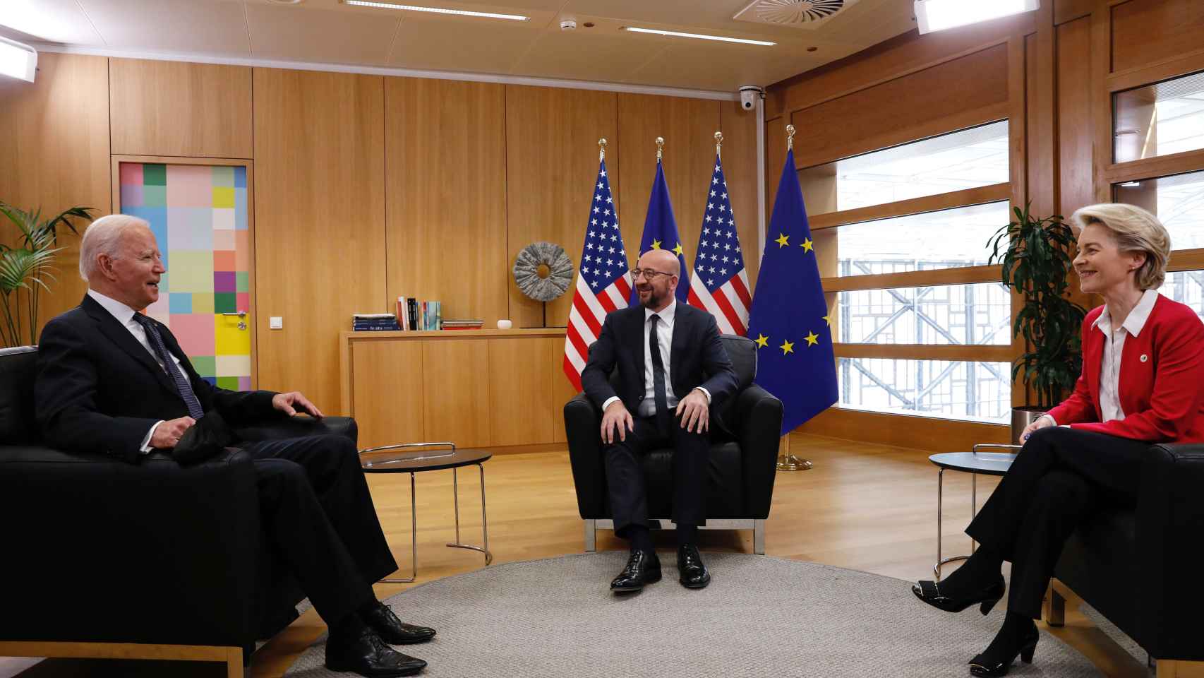 Joe Biden, Charles Michel y Ursula von der Leyen, durante la reunión de este martes