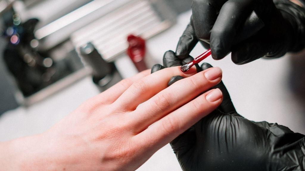 Manicura ombré: el diseño de uñas que triunfa entre las novias.