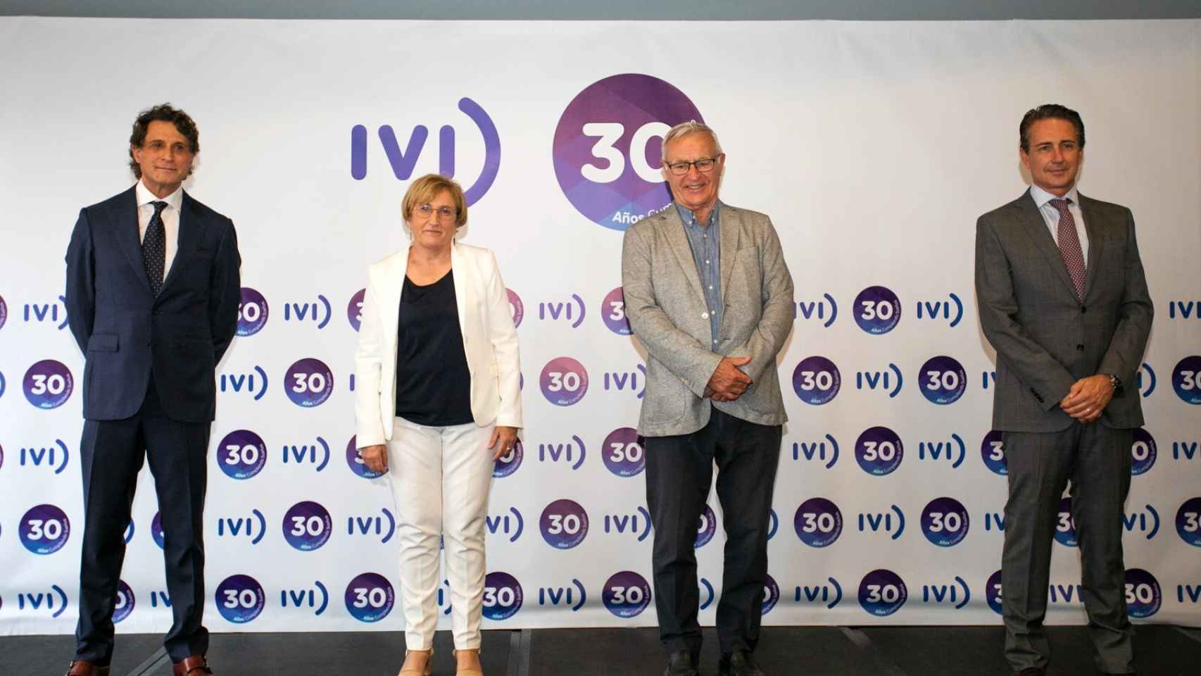 Remohí, Barceló, Ribó y Bosch, durante el acto del 30 aniversario del IVI. EE