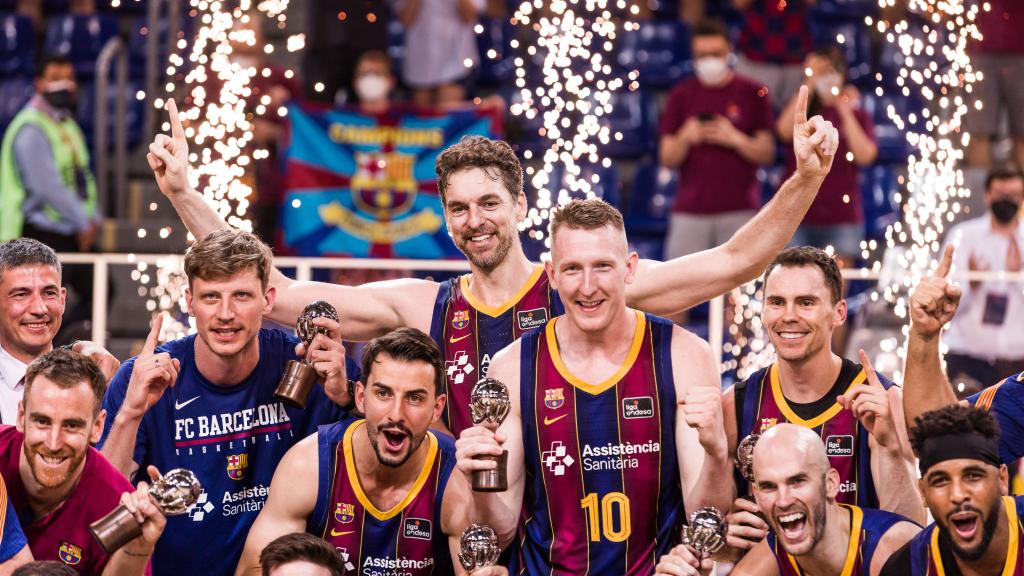 Pau Gasol, celebrando la Liga Endesa