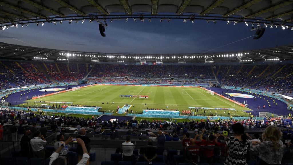 Estadio Olímpico de Roma antes del Italia - Suiza